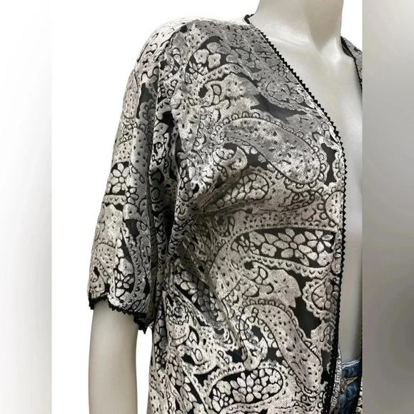 ASOS Girls On Film Black and Silver Kimono Size 4 - Picture 5 of 12